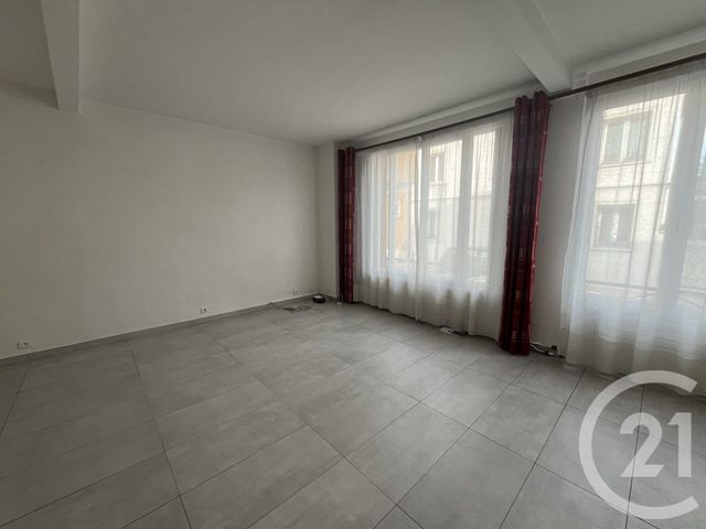 Afficher la photo en grand Maison à vendre - 8 pièces - 142 m2 - St Maur Des Fosses - 94 - ILE-DE-FRANCE