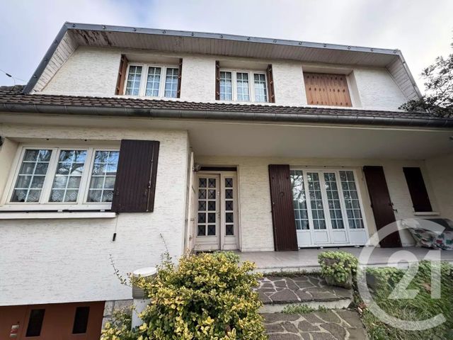 Maison à vendre ST MAUR DES FOSSES