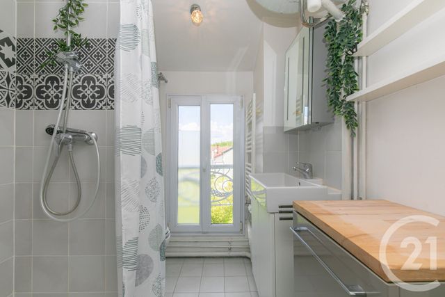 Appartement F2 à vendre - 2 pièces - 28,12 m2 - St Maur Des Fosses - 94 - ILE-DE-FRANCE