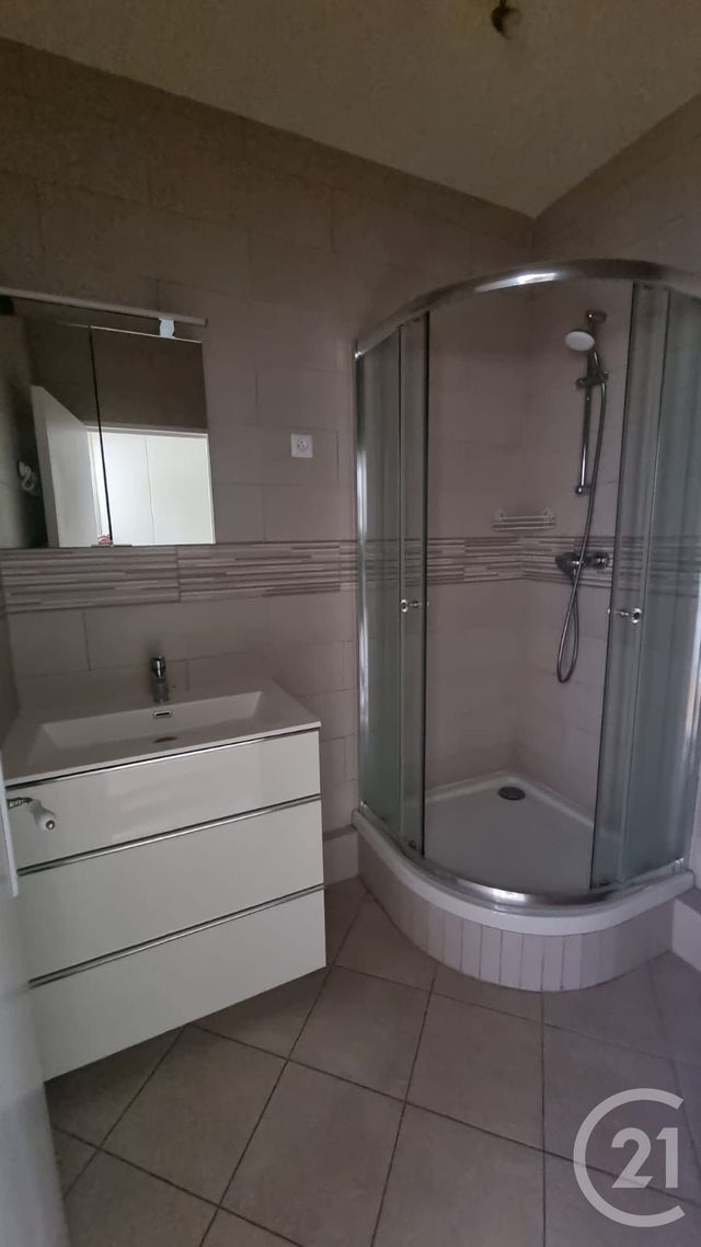 Appartement F2 à louer - 2 pièces - 46,56 m2 - La Varenne St Hilaire - 94 - ILE-DE-FRANCE