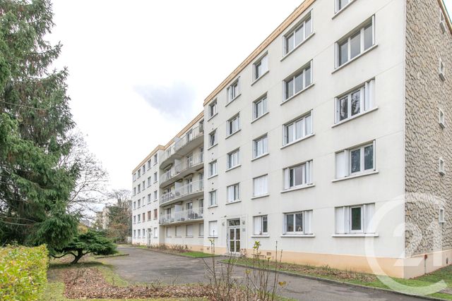 Appartement F2 à vendre ST MAUR DES FOSSES