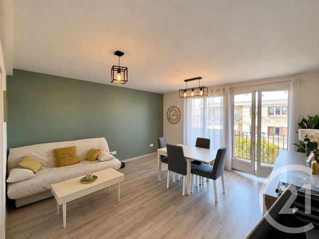 Appartement F3 à vendre ST MAUR DES FOSSES