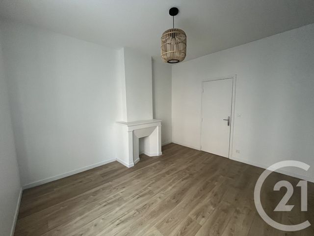 Appartement F2 &agrave; louer - 2 pi&egrave;ces - 27,69 m2 - St Maur Des Fosses - 94 - ILE-DE-FRANCE