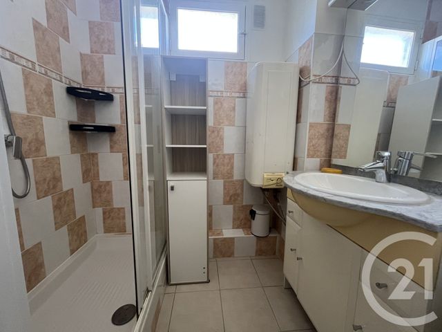 Appartement F1 &agrave; louer - 1 pi&egrave;ce - 27,34 m2 - St Maur Des Fosses - 94 - ILE-DE-FRANCE