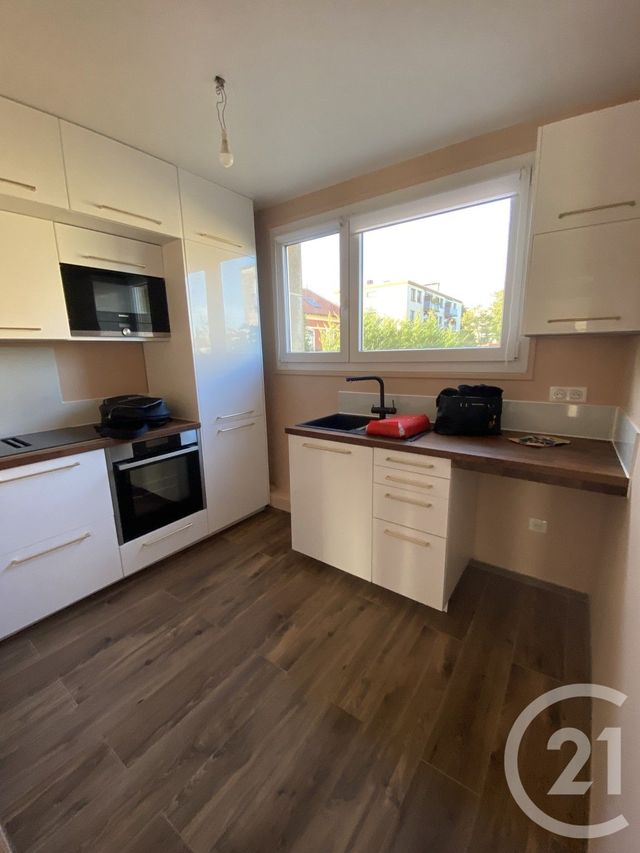 Appartement F4 &agrave; louer - 4 pi&egrave;ces - 71,08 m2 - St Maur Des Fosses - 94 - ILE-DE-FRANCE