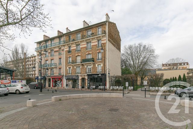 Appartement F3 à vendre LA VARENNE ST HILAIRE