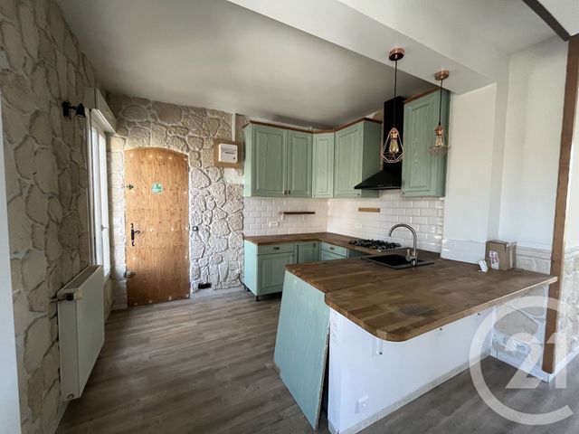 Appartement F3 à louer ST MAUR DES FOSSES