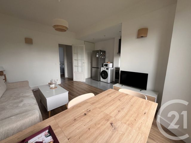 Appartement F2 &agrave; louer - 2 pi&egrave;ces - 39,32 m2 - La Varenne St Hilaire - 94 - ILE-DE-FRANCE