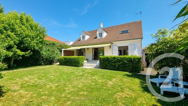 Maison à vendre ST MAUR DES FOSSES