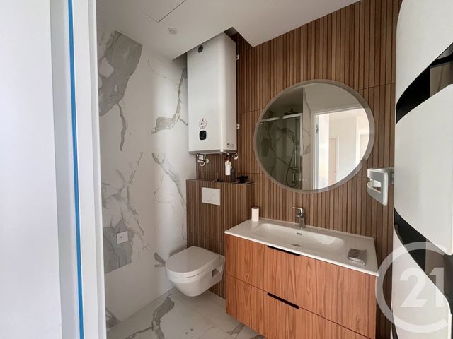 Appartement F2 &agrave; louer - 2 pi&egrave;ces - 46,81 m2 - La Varenne St Hilaire - 94 - ILE-DE-FRANCE