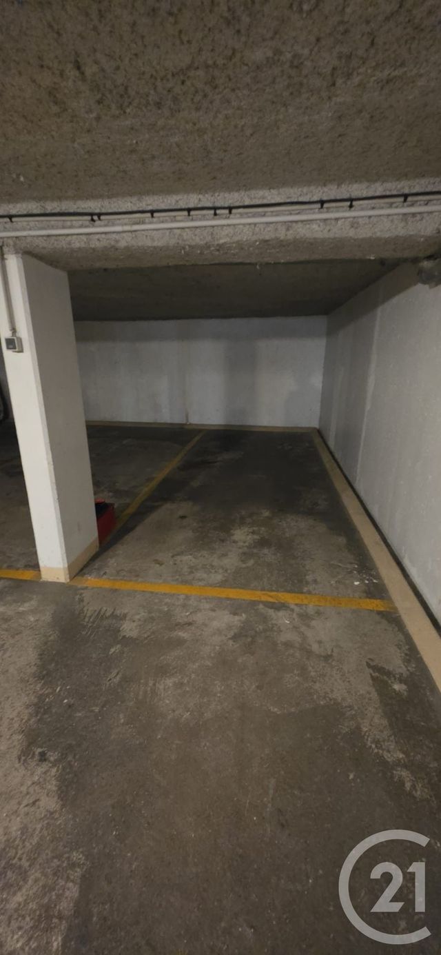 Appartement F1 &agrave; louer - 1 pi&egrave;ce - 23,40 m2 - La Varenne St Hilaire - 94 - ILE-DE-FRANCE
