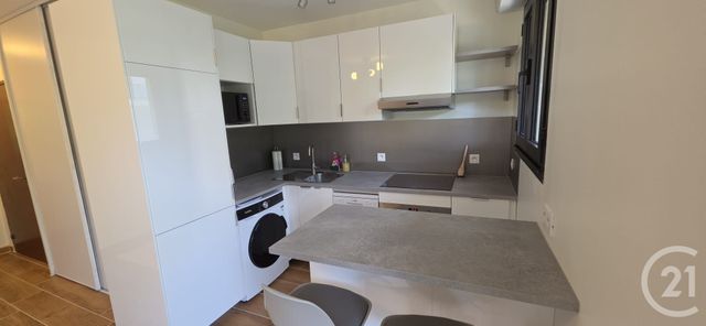 Appartement F1 &agrave; louer - 1 pi&egrave;ce - 23,40 m2 - La Varenne St Hilaire - 94 - ILE-DE-FRANCE