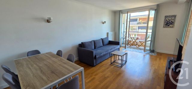 Appartement F3 à louer ST MAUR DES FOSSES