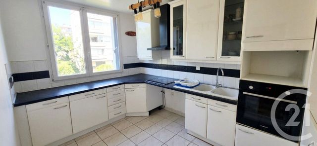 Appartement F3 &agrave; louer - 3 pi&egrave;ces - 63,20 m2 - Sucy En Brie - 94 - ILE-DE-FRANCE