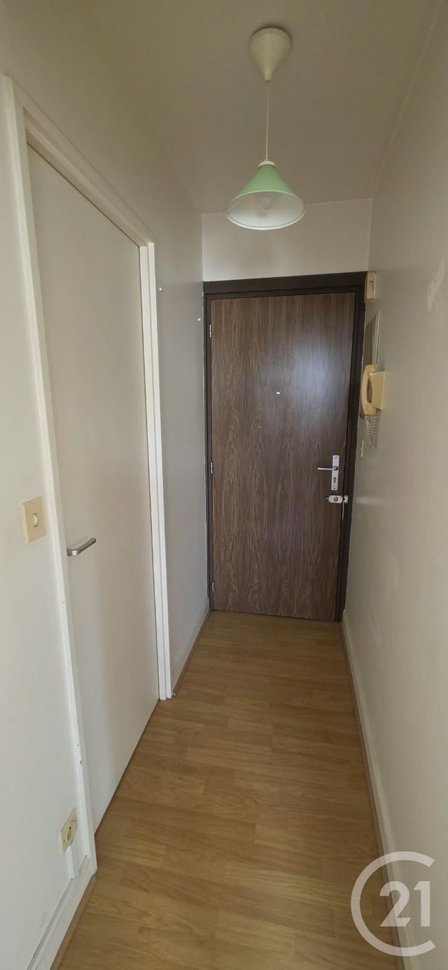 Appartement F1 &agrave; louer - 1 pi&egrave;ce - 25,95 m2 - St Maur Des Fosses - 94 - ILE-DE-FRANCE