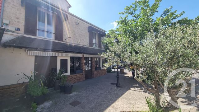  à vendre ST MAUR DES FOSSES