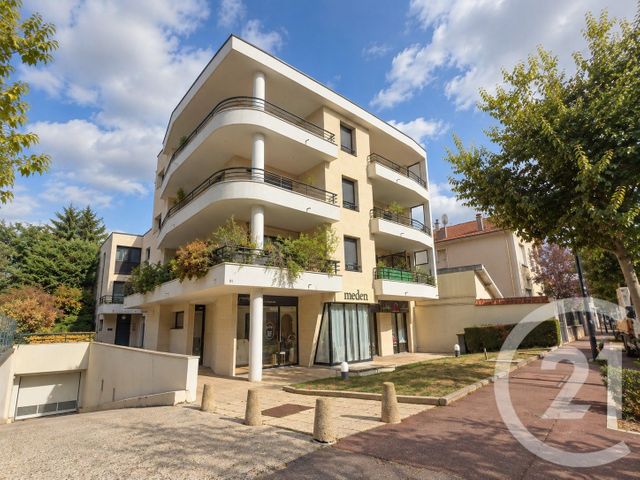 Appartement F3 &agrave; louer - 3 pi&egrave;ces - 82 m2 - St Maur Des Fosses - 94 - ILE-DE-FRANCE