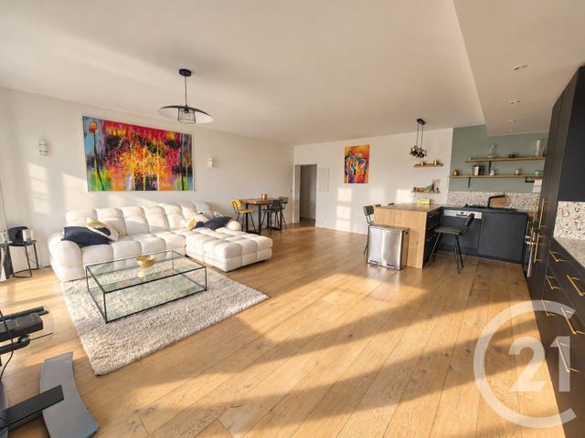 Appartement F3 à louer ST MAUR DES FOSSES