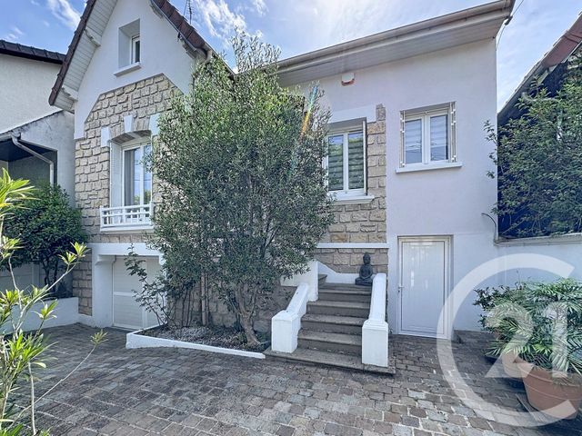 Maison à vendre ST MAUR DES FOSSES