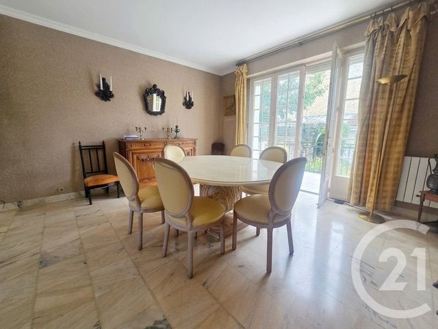 Maison &agrave; vendre - 8 pi&egrave;ces - 213,37 m2 - St Maur Des Fosses - 94 - ILE-DE-FRANCE