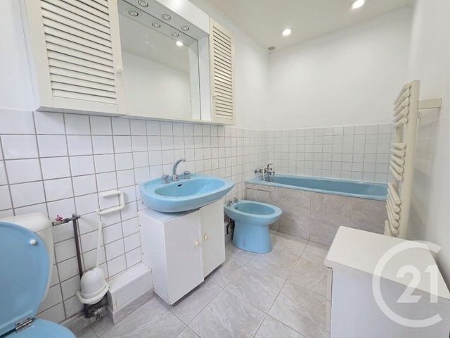 Maison &agrave; vendre - 8 pi&egrave;ces - 213,37 m2 - St Maur Des Fosses - 94 - ILE-DE-FRANCE